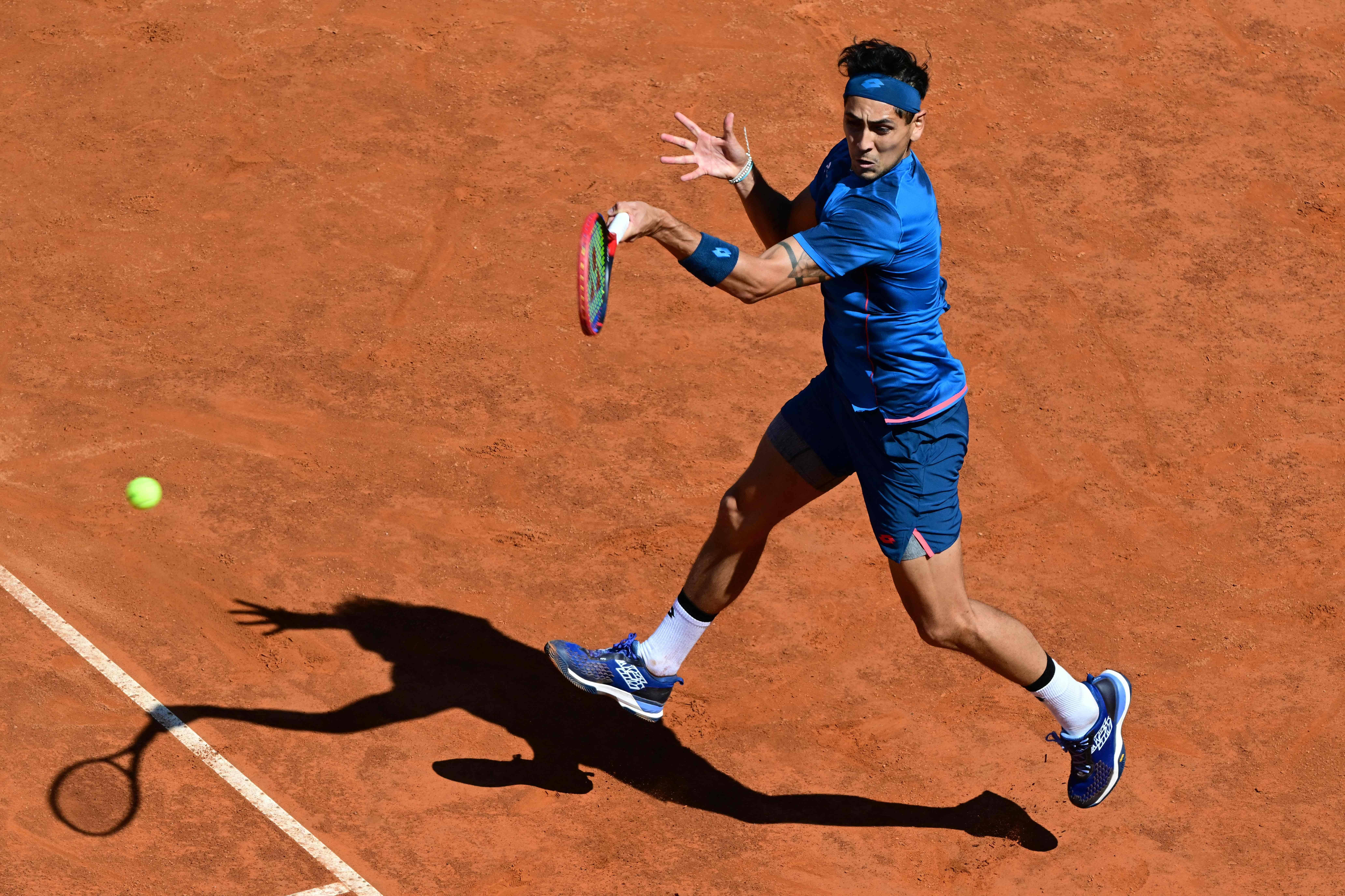 星空体育官方入口-包含网球冠军奋力拼搏，抢占先机的词条