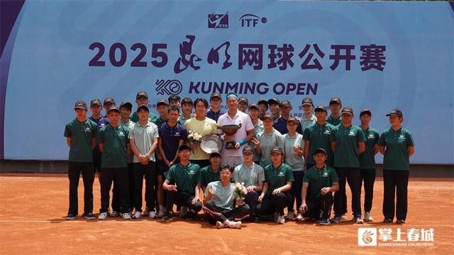 包含网球冠军奋力拼搏,抢占先机的词条 包含网球冠军奋力拼搏,抢占先机的词条