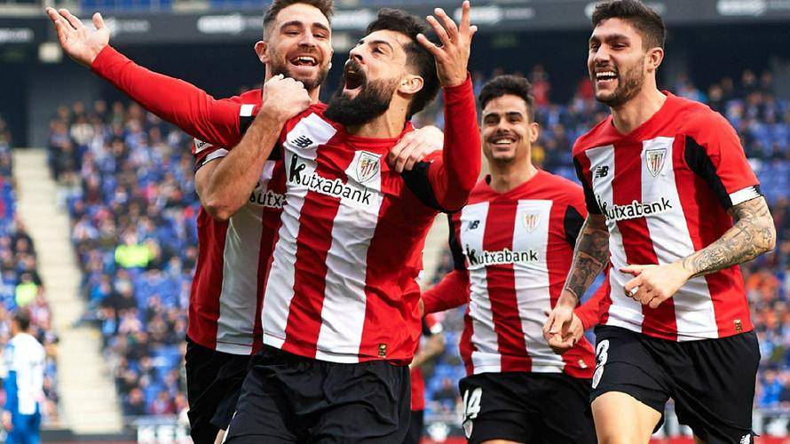 星空体育中国官网-包含佛罗伦萨客场惊险获胜，保级前景乐观的词条