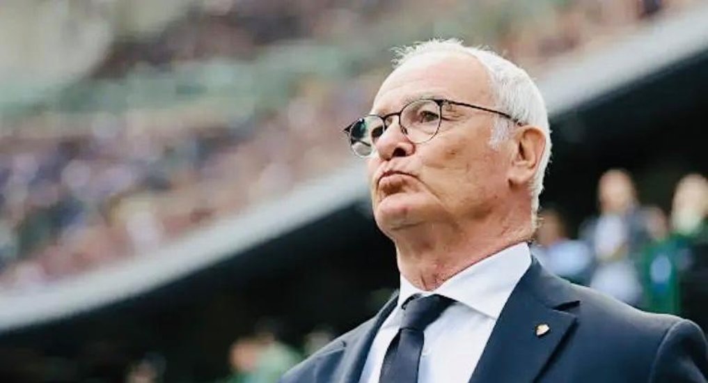 星空体育直播-恩菲尔德连续不败，争冠形势一片大好