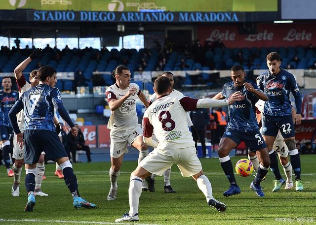 星空体育官方入口-包含西悉尼流浪者战术调整，关键球员或将首发出战的词条