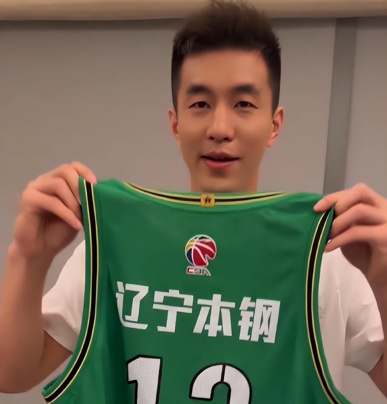 星空体育课程-包含在辽宁队赛场上演CBA季后赛，爆冷，引发观众齐声高喊的词条