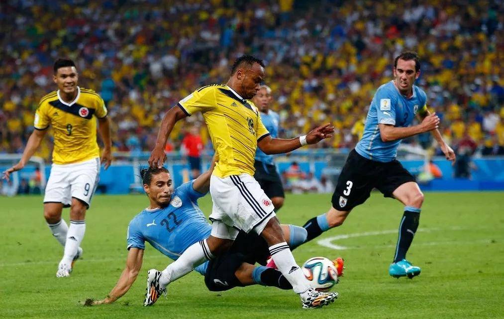 星空体育官网app-乌拉圭队奋力逆转波兰，欧洲杯形势难料的简单介绍