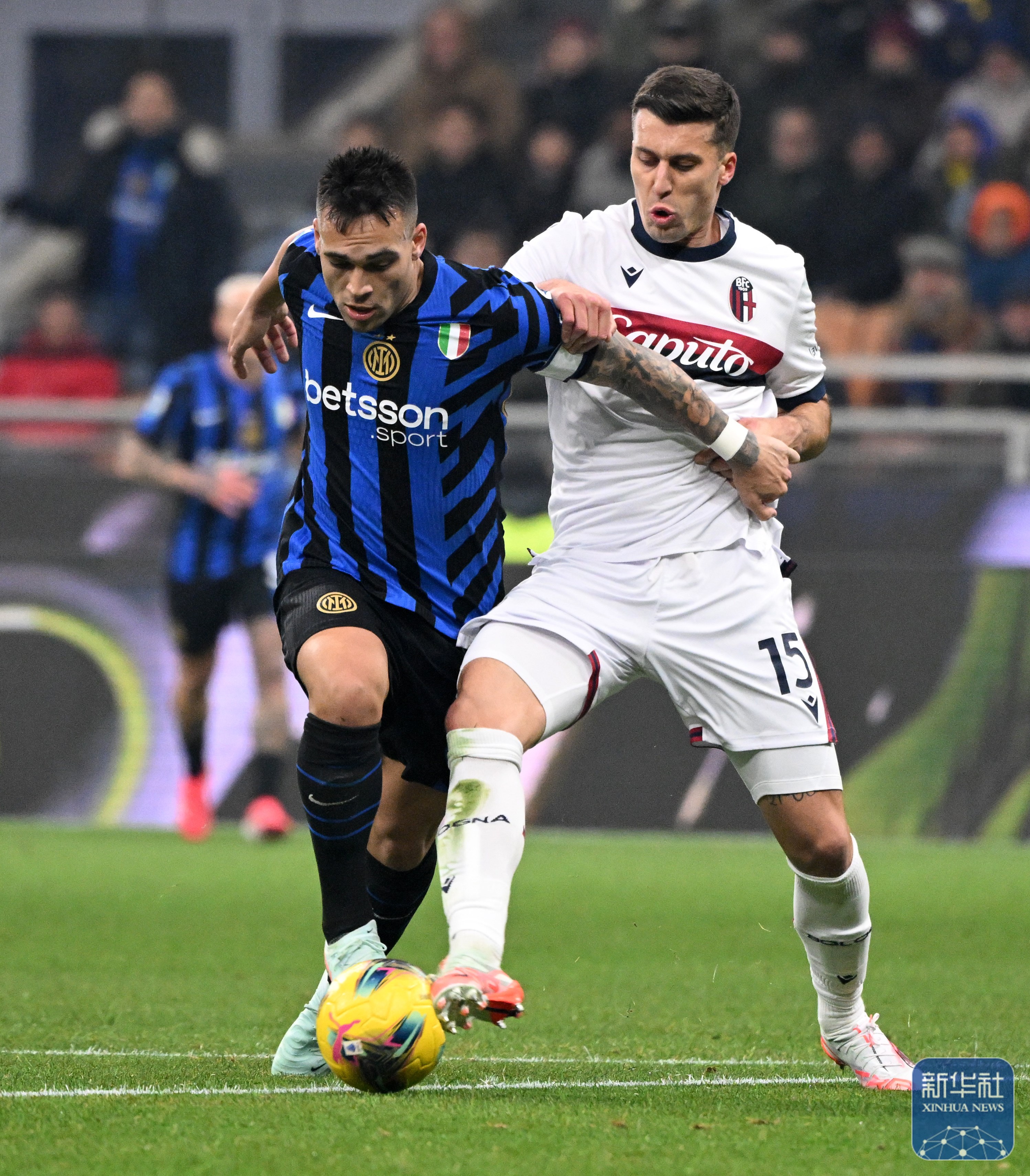 星空体育馆-弗洛西诺内击败国际米兰，欧国联比赛一触即发的简单介绍