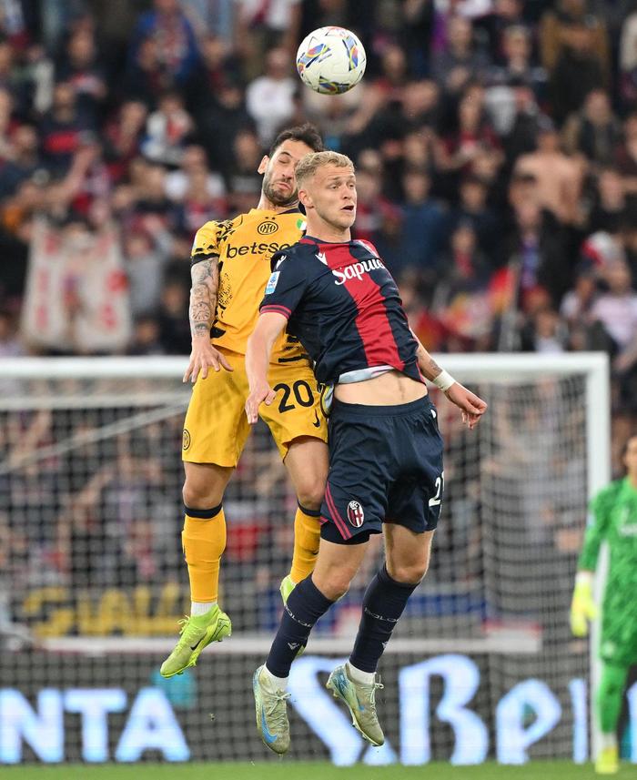 星空体育下载-包含意大利足球神话：国际米兰轻松取胜的词条