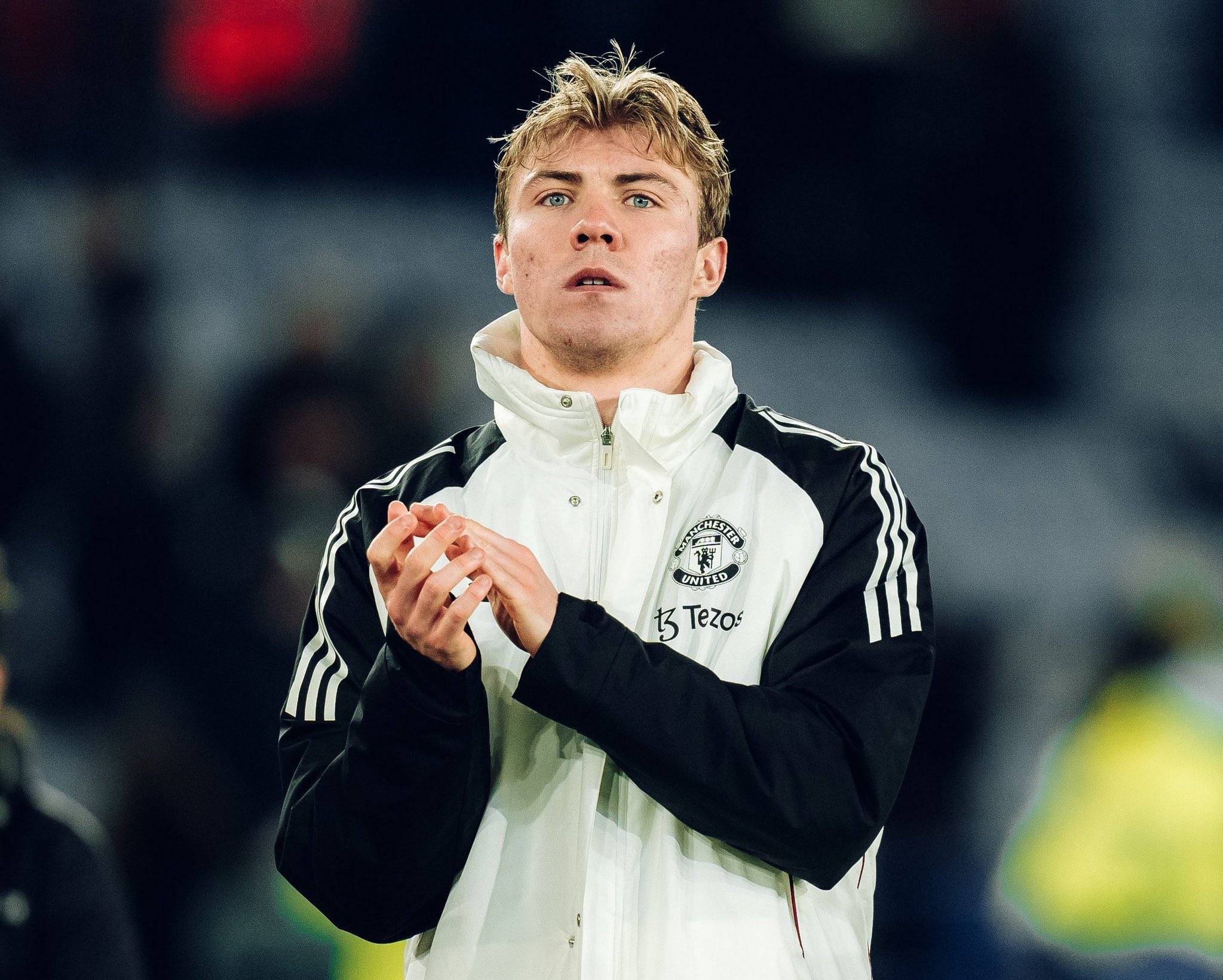 星空体育中国官网-关于曼联锋线火力强劲，客场轻松赢下比赛的信息