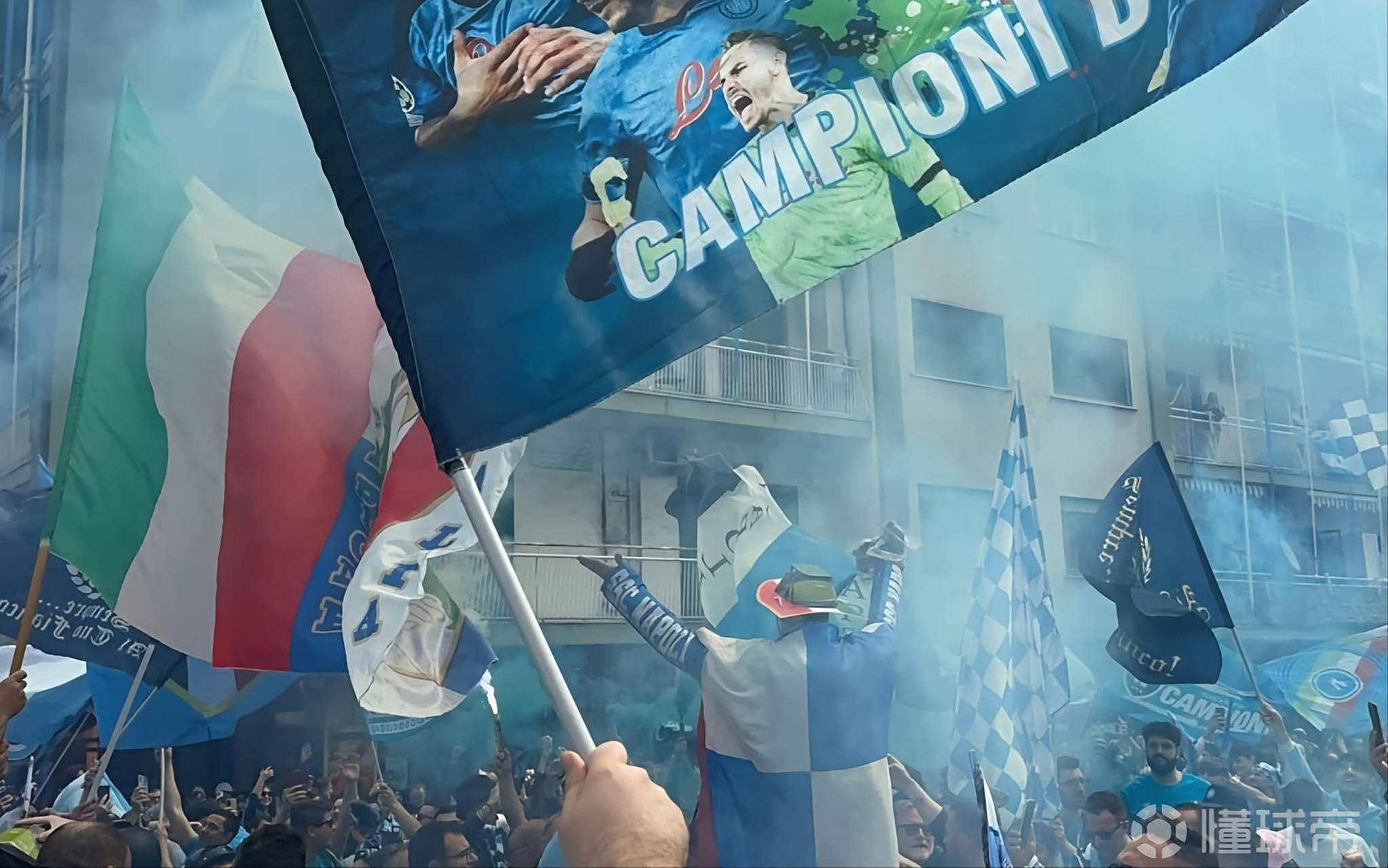 包含那不勒斯-轻取乌迪内斯,豪取三分的词条 包含那不勒斯-轻取乌迪内斯,豪取三分的词条