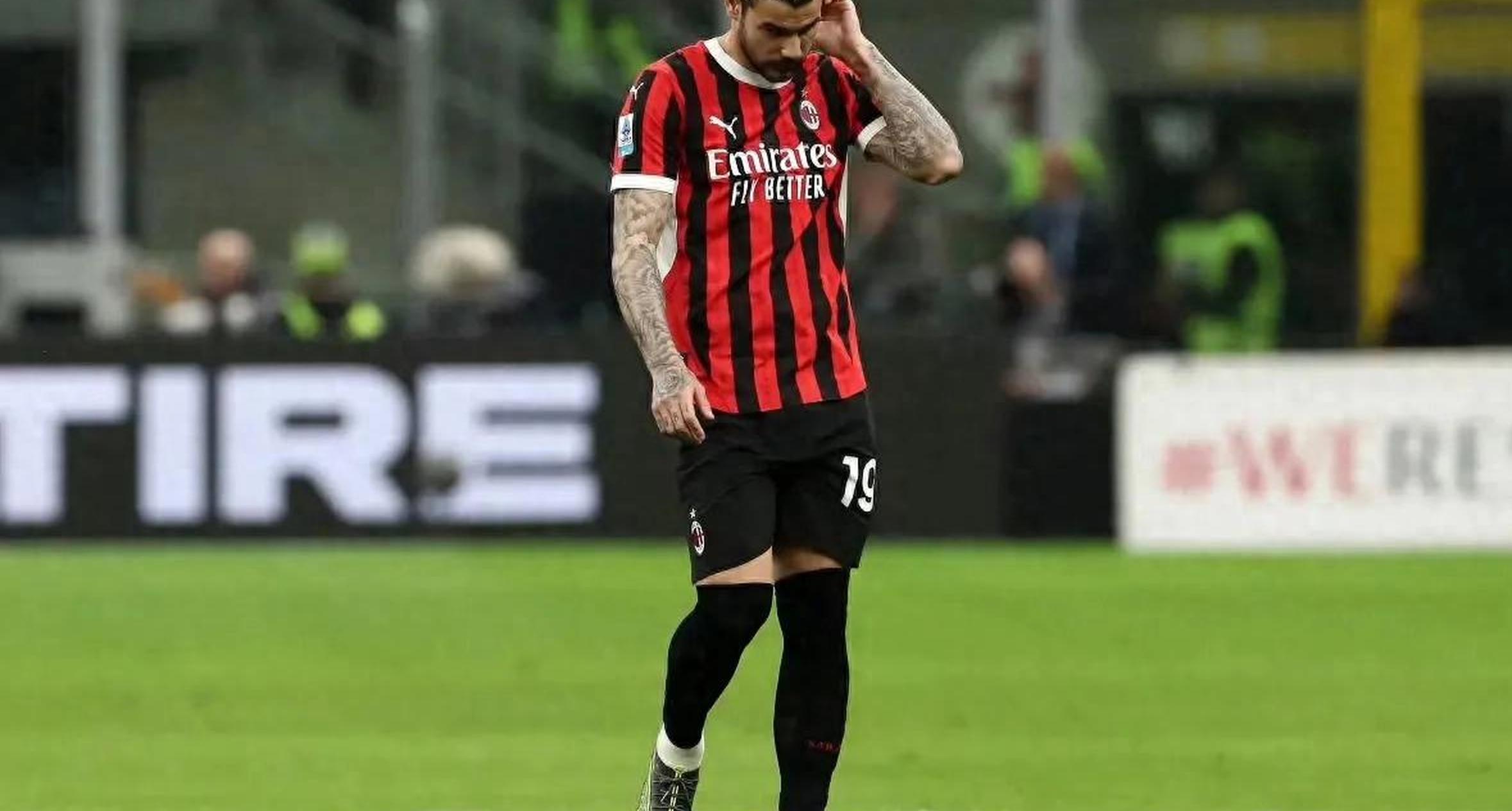 AC米兰后卫因伤缺席下场比赛的简单介绍 AC米兰后卫因伤缺席下场比赛的简单介绍