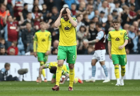 沃特福德主帅谈团队合作,球员默契配合得当 沃特福德主帅谈团队合作,球员默契配合得当