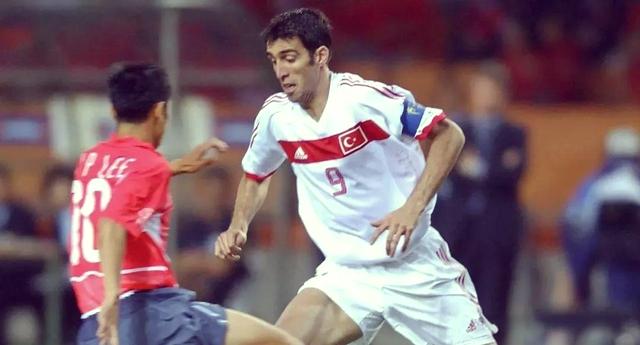 球队备战决赛,留下令人难忘时刻 球队备战决赛,留下令人难忘时刻