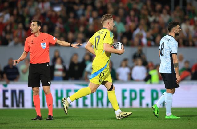 强队弱队交锋,惊险胜负让人捏一把汗 强队弱队交锋,惊险胜负让人捏一把汗