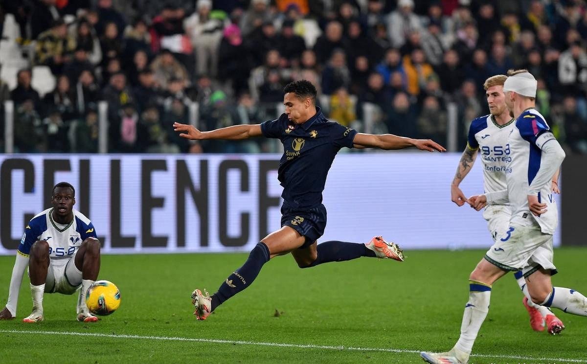 尤文图斯险胜,小组出线前景看涨的简单介绍 尤文图斯险胜,小组出线前景看涨的简单介绍