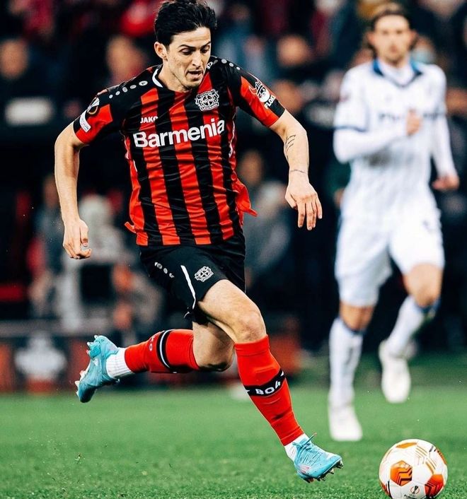 星空体育直播-波尔多迎战里昂：决战即将展开的简单介绍