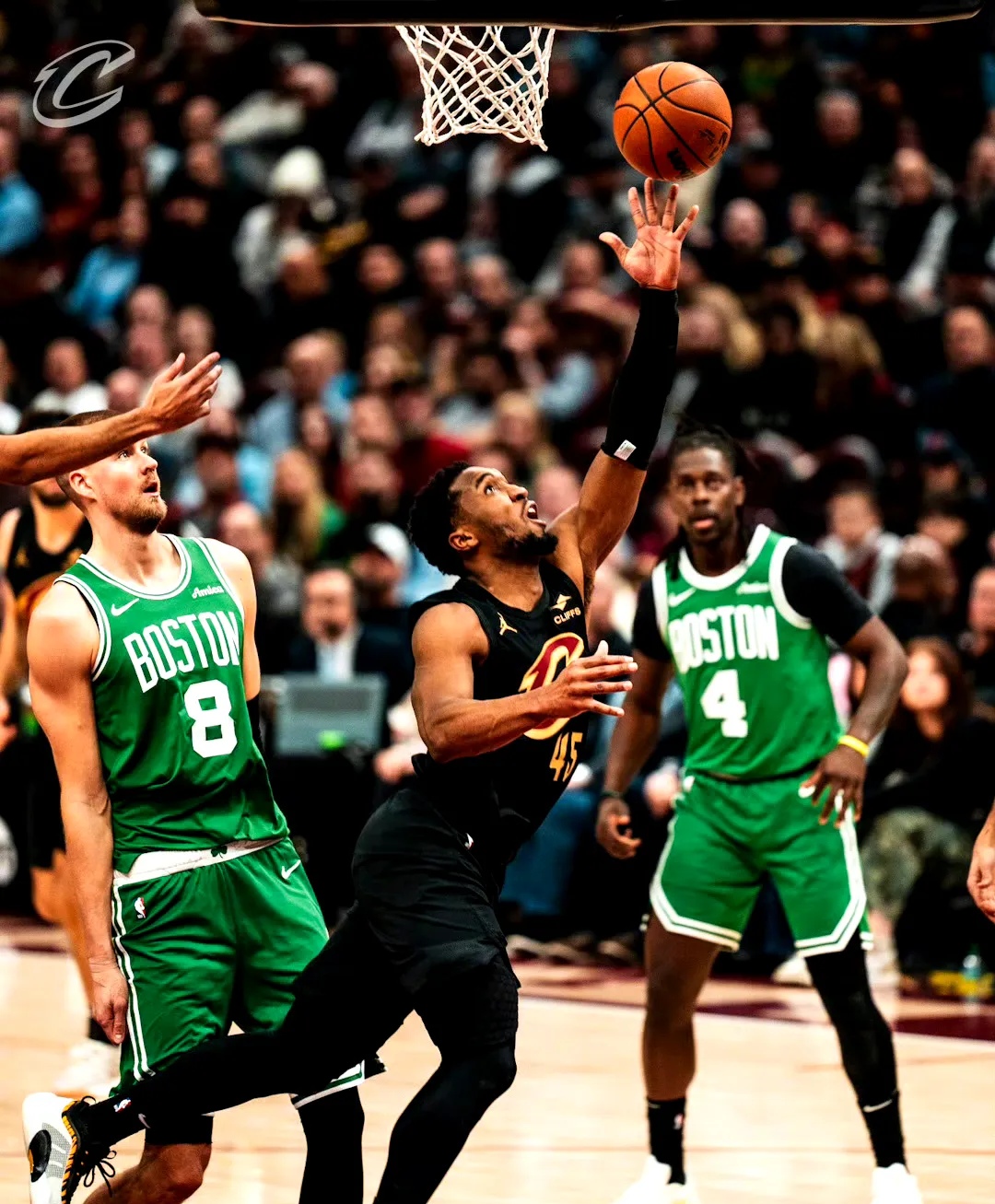 凯尔特人客场轻取国王,实现四连胜 凯尔特人客场轻取国王,实现四连胜