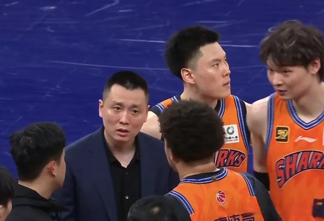 星空体育直播-包含上海男篮客场大胜，全队欣喜的词条