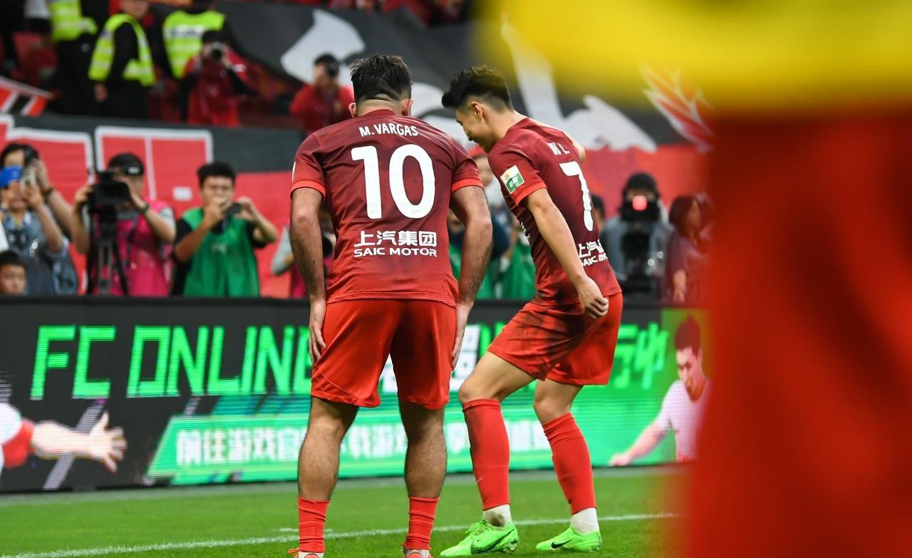 星空体育官网app-主场作战，球队士气高昂取得连胜