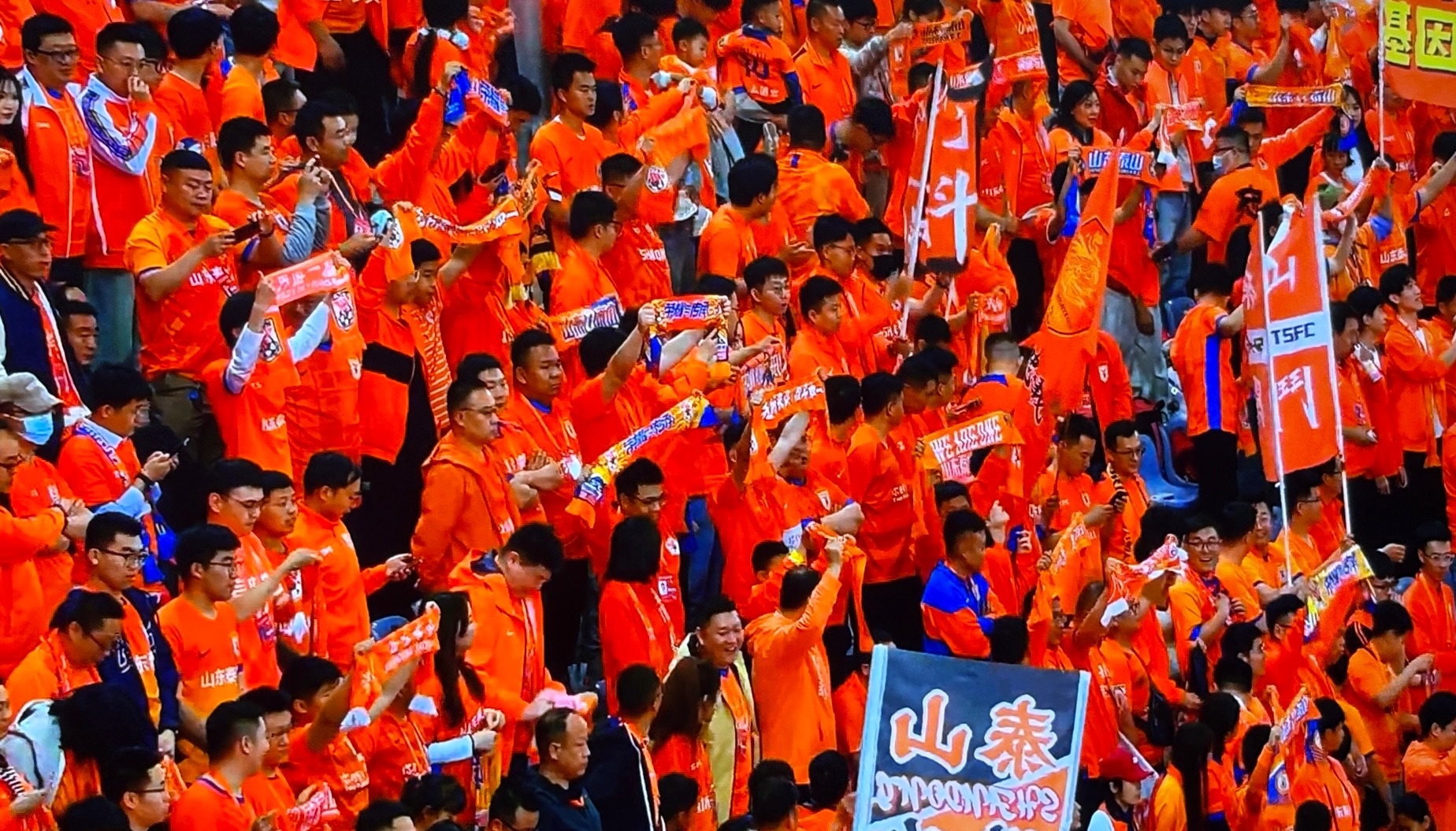 关于山东队实力出众,轻松赢得比赛的信息 关于山东队实力出众,轻松赢得比赛的信息