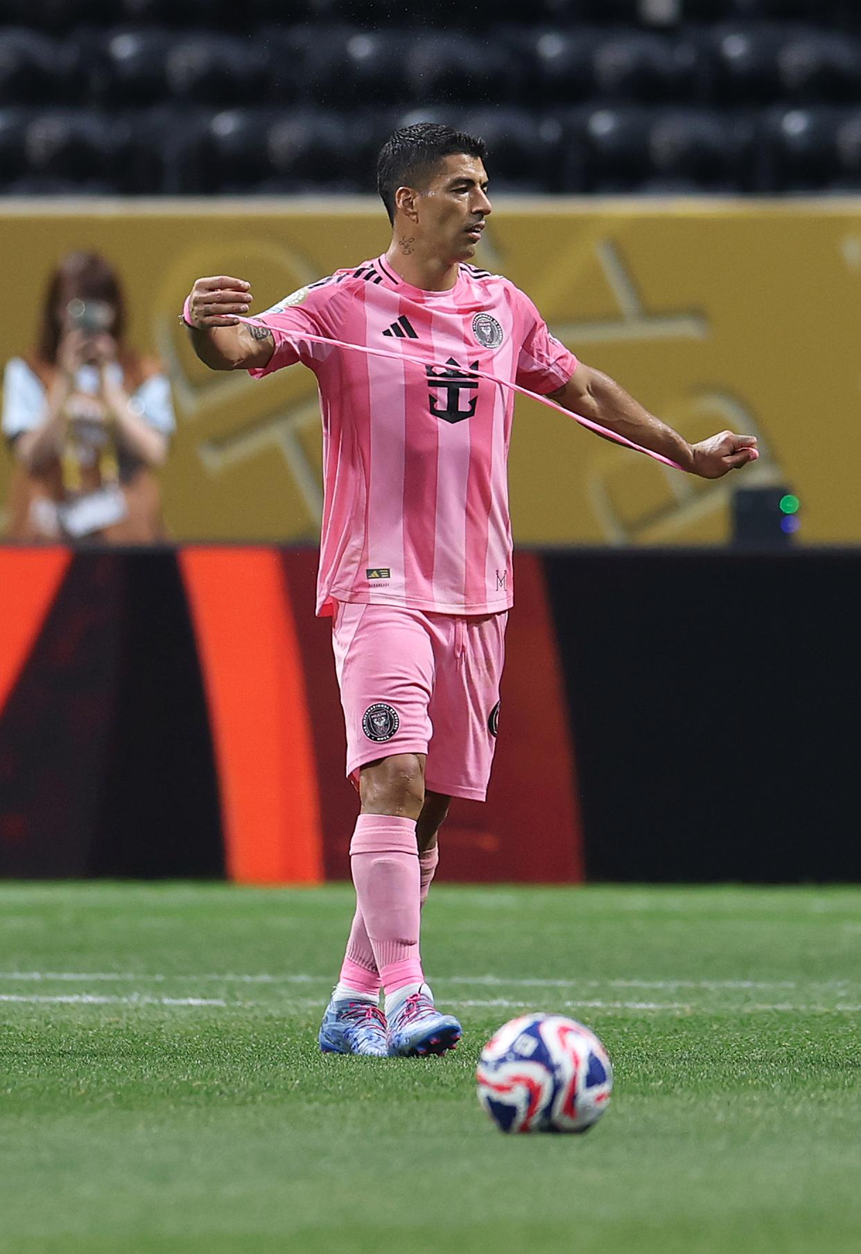 星空体育中国官网-包含巴黎圣日耳曼重返主场，全力冲击晋级的词条